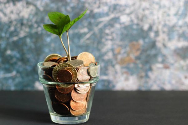 银行理财稳健前行结构优化